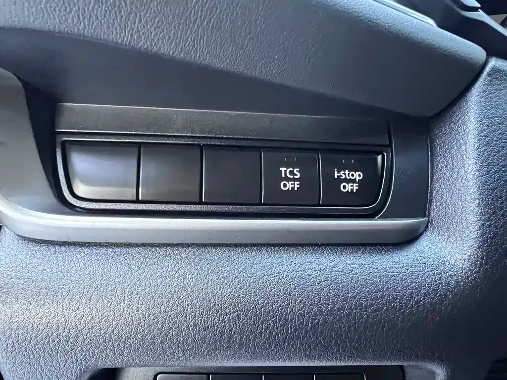Mazda CX-30 — фото 10