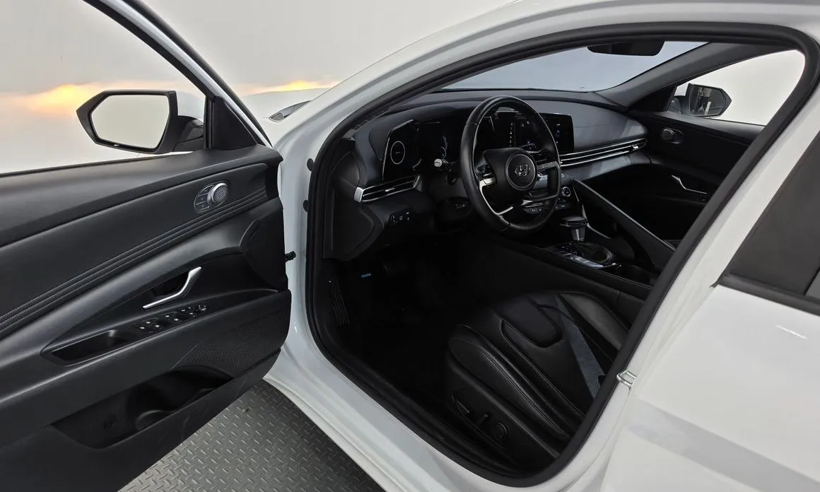 Hyundai AVANTE — фото 7