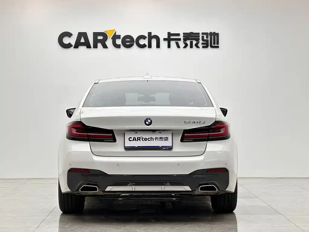BMW 5 Series — фото 4