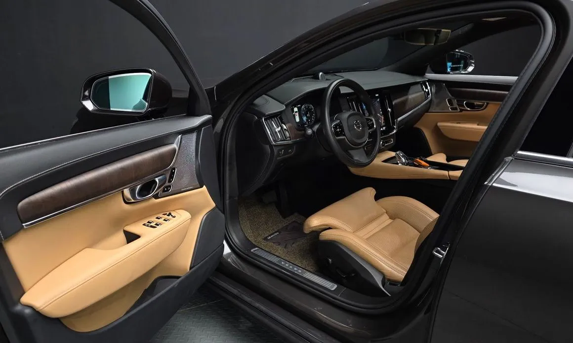 Volvo S90 — фото 7
