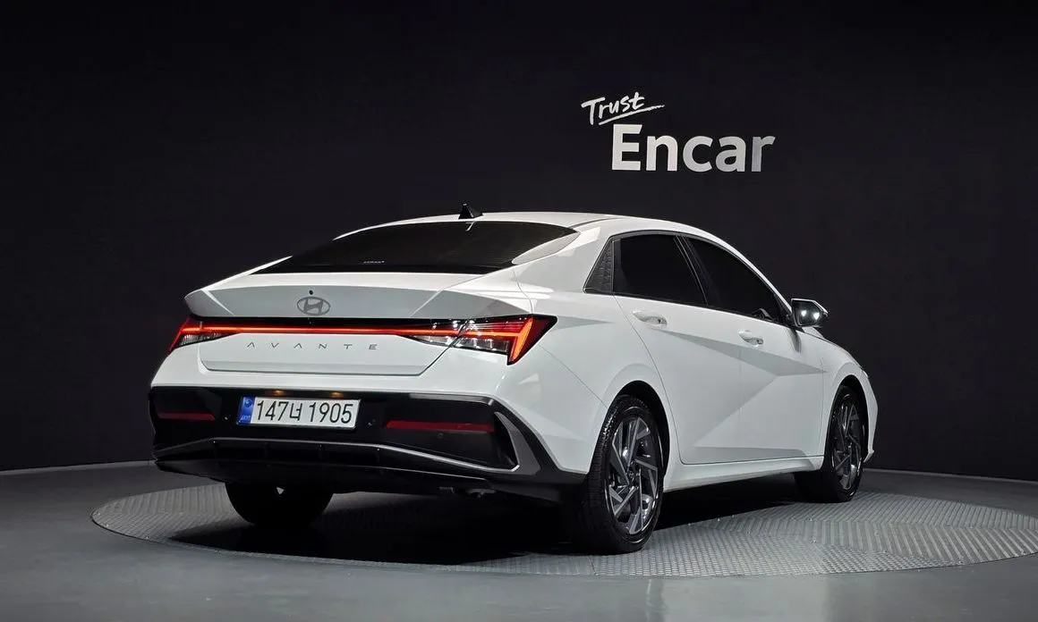 Hyundai AVANTE — фото 4