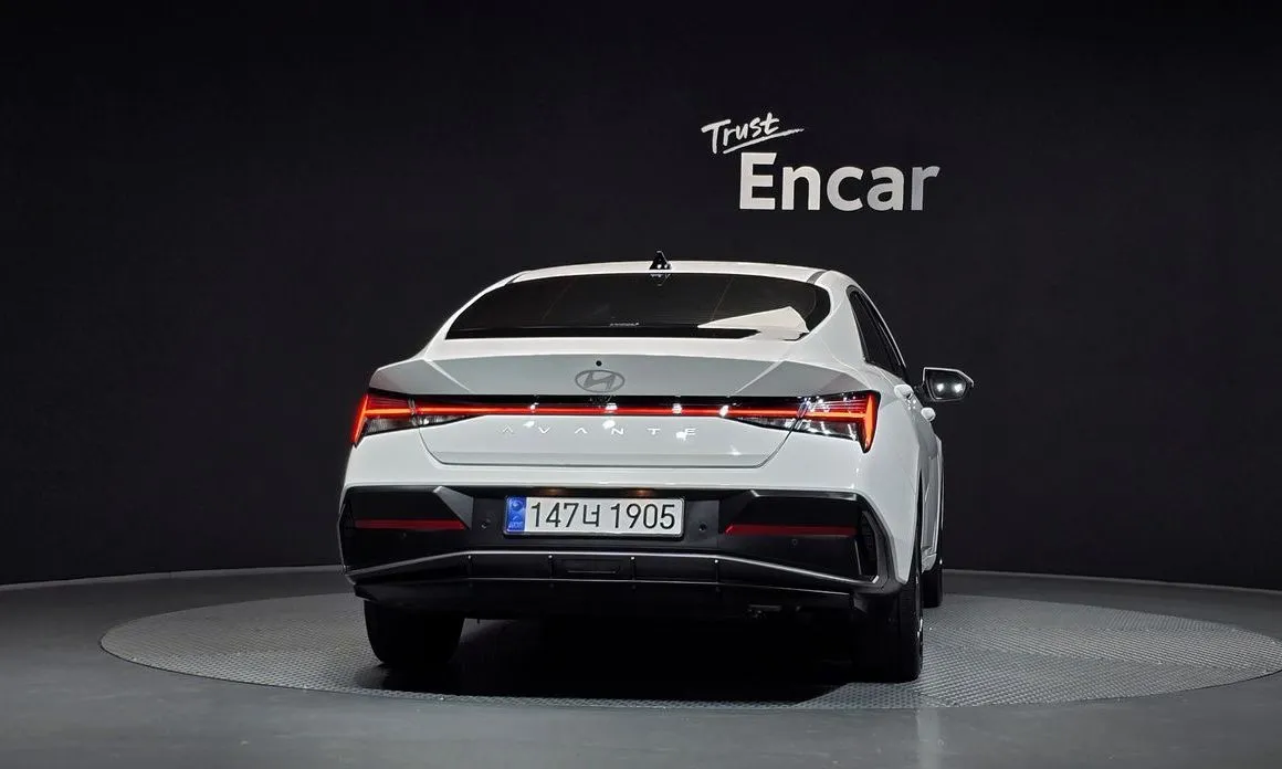 Hyundai AVANTE — фото 2