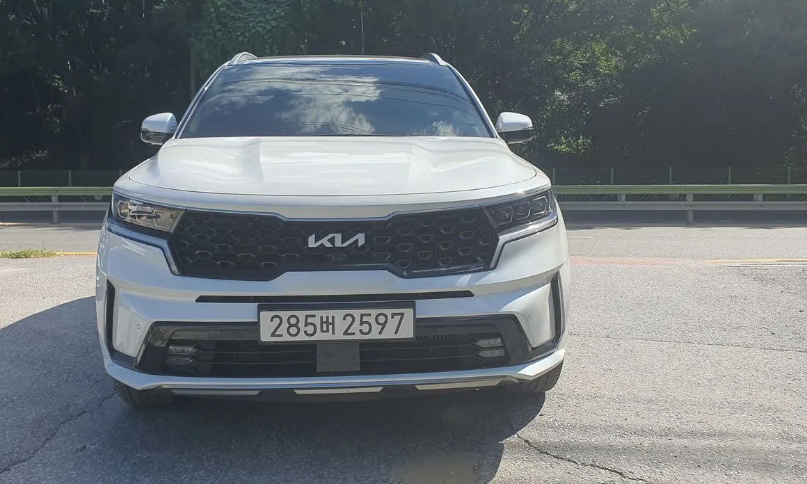 Kia Sorento — фото 8