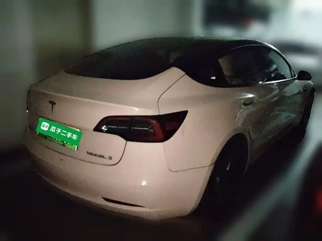 Tesla Model 3 — фото 6