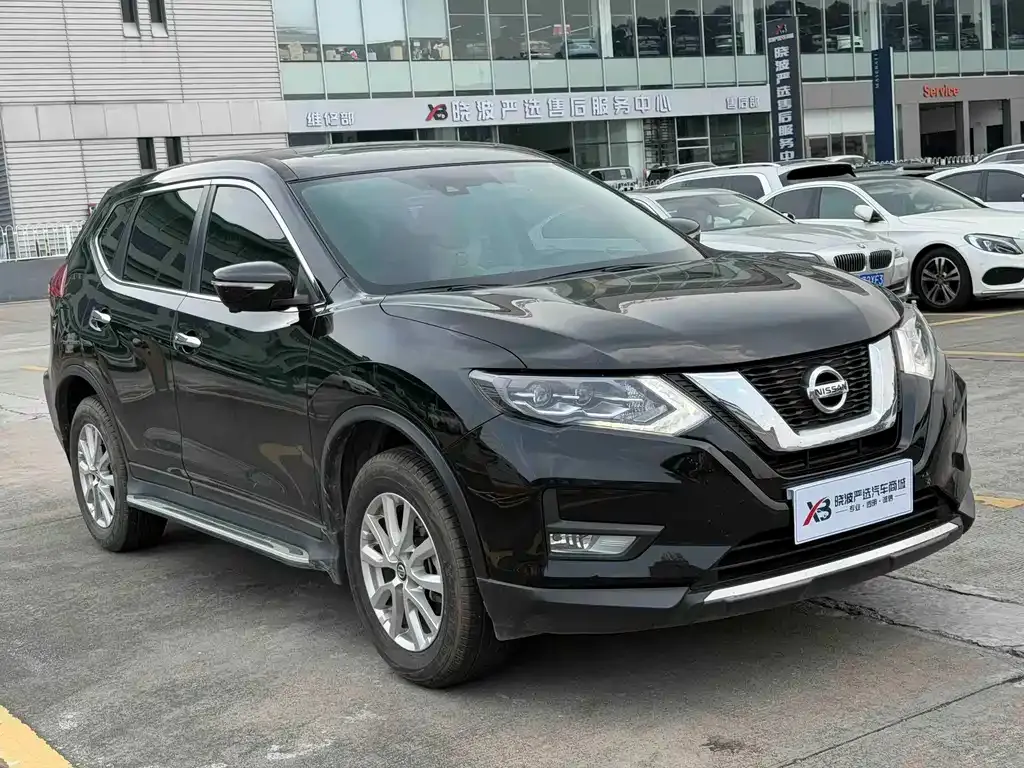Nissan X-Trail — фото 2