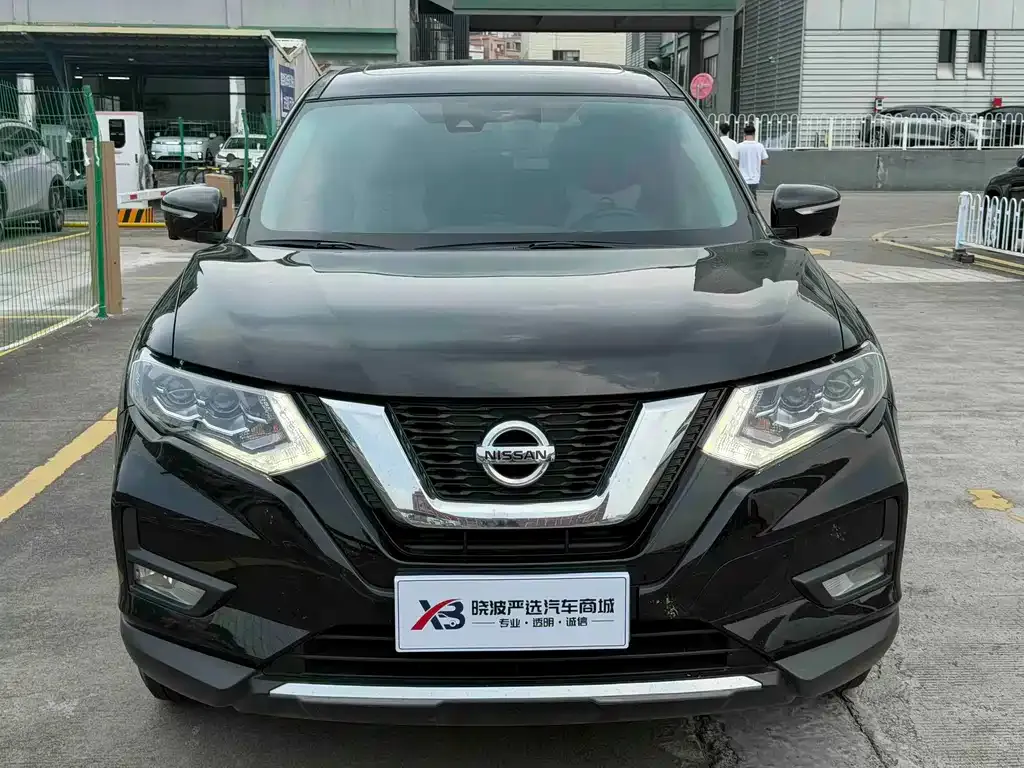 Nissan X-Trail — фото 6