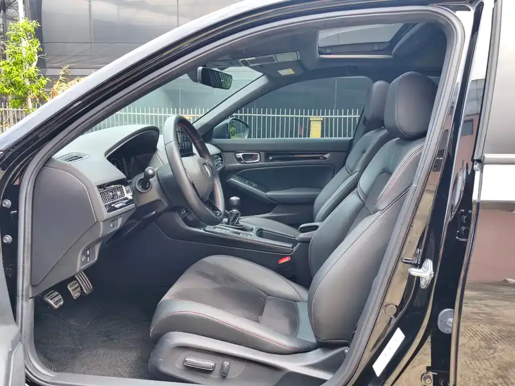 Honda Civic — фото 5