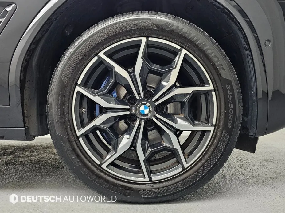 BMW X4 — фото 10
