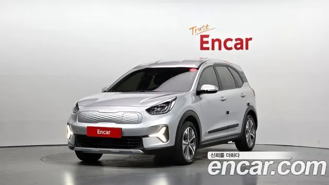 Kia Niro — фото 1
