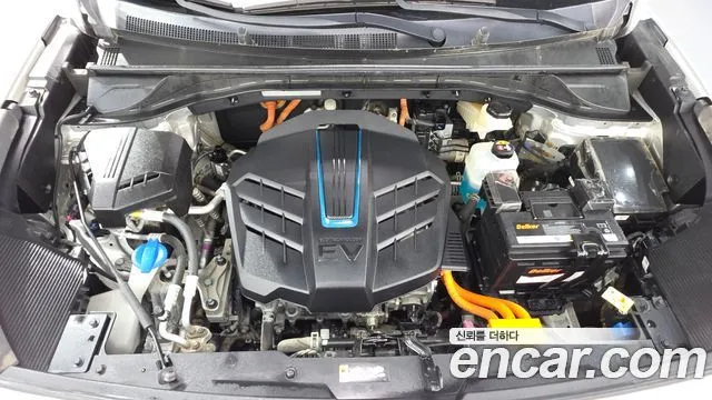 Kia Niro — фото 10