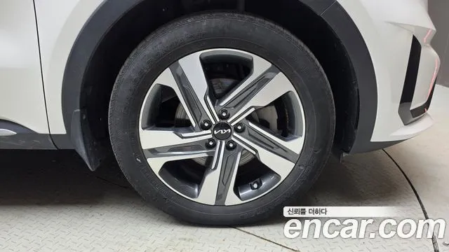 Kia Sorento — фото 7