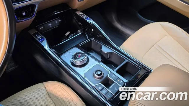 Kia Sorento — фото 10