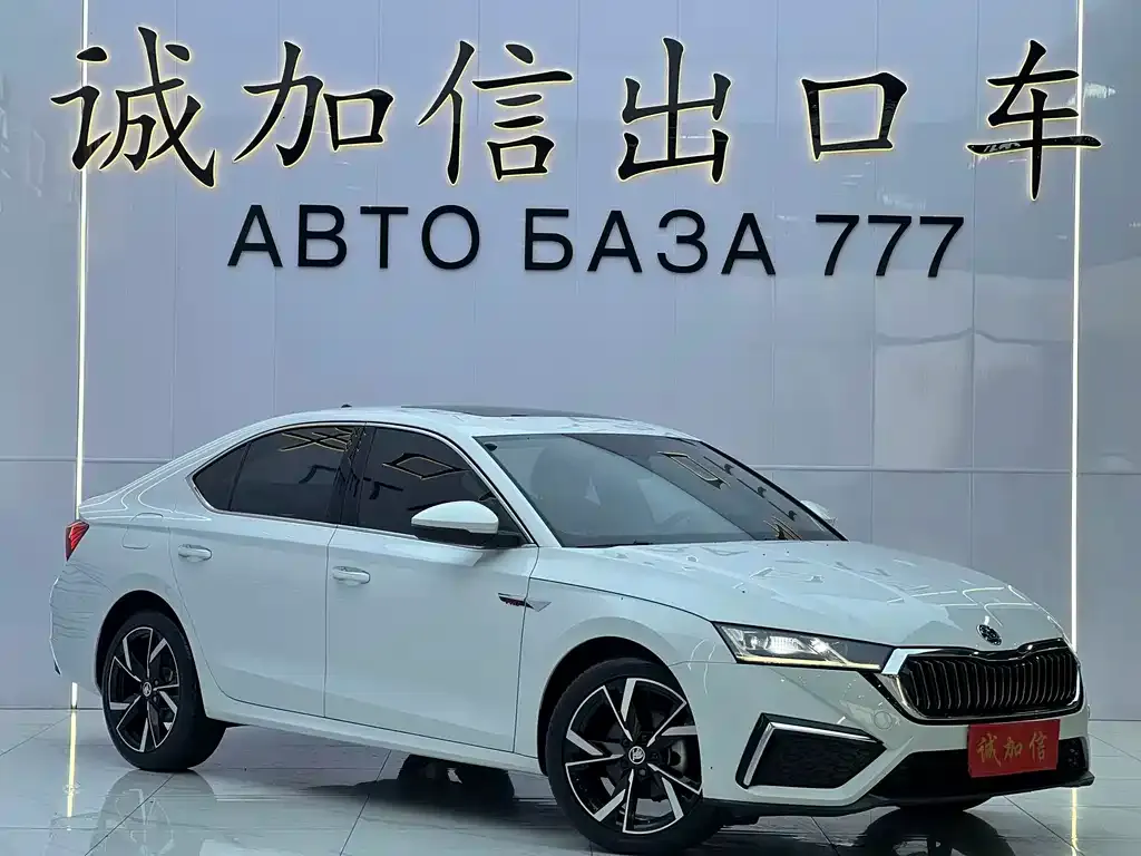 Skoda Octavia — фото 6