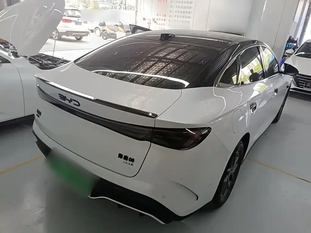 BYD Seal 06 — фото 10