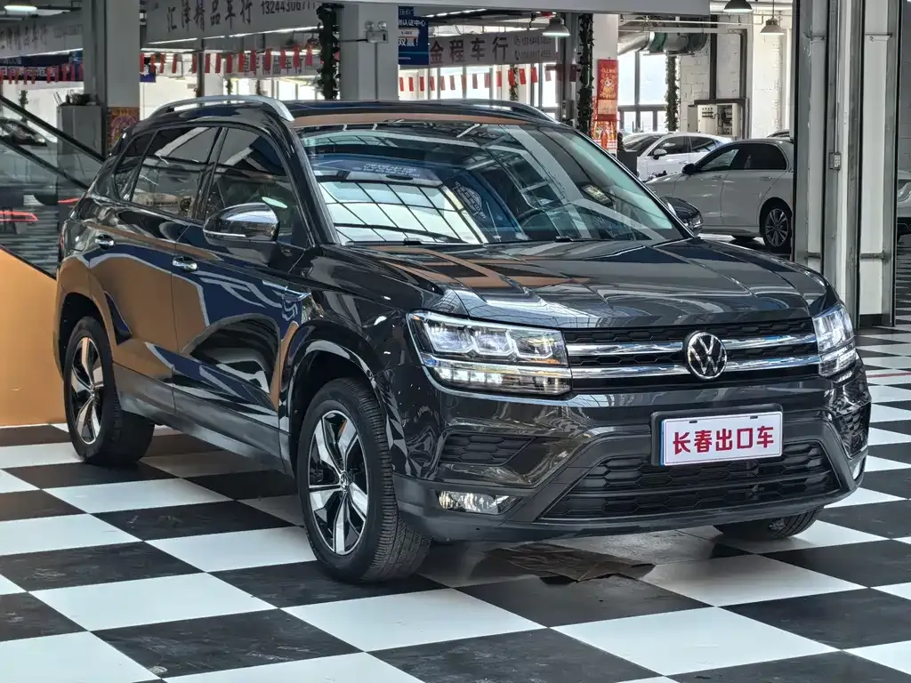 Volkswagen Tharu — фото 9