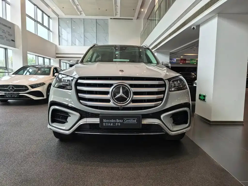 Mercedes-Benz GLS — фото 10