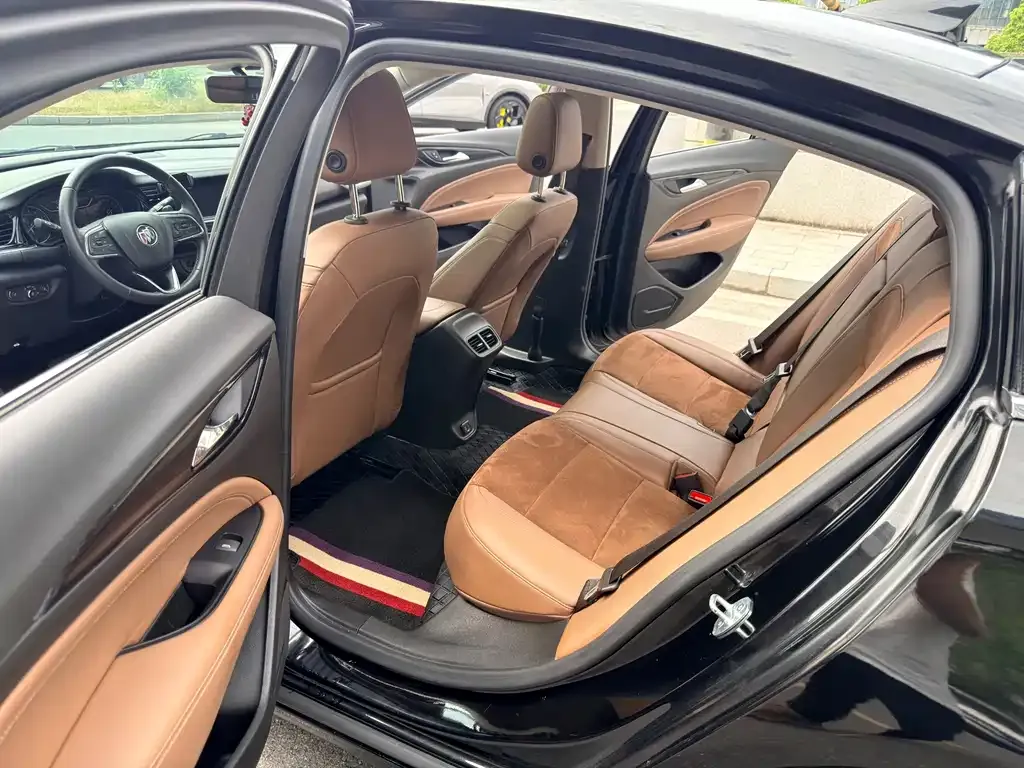 Buick Regal — фото 6