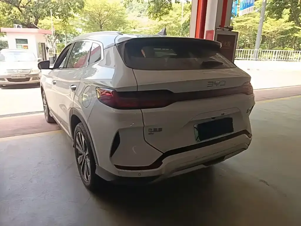 BYD PLUS New Energy — фото 4
