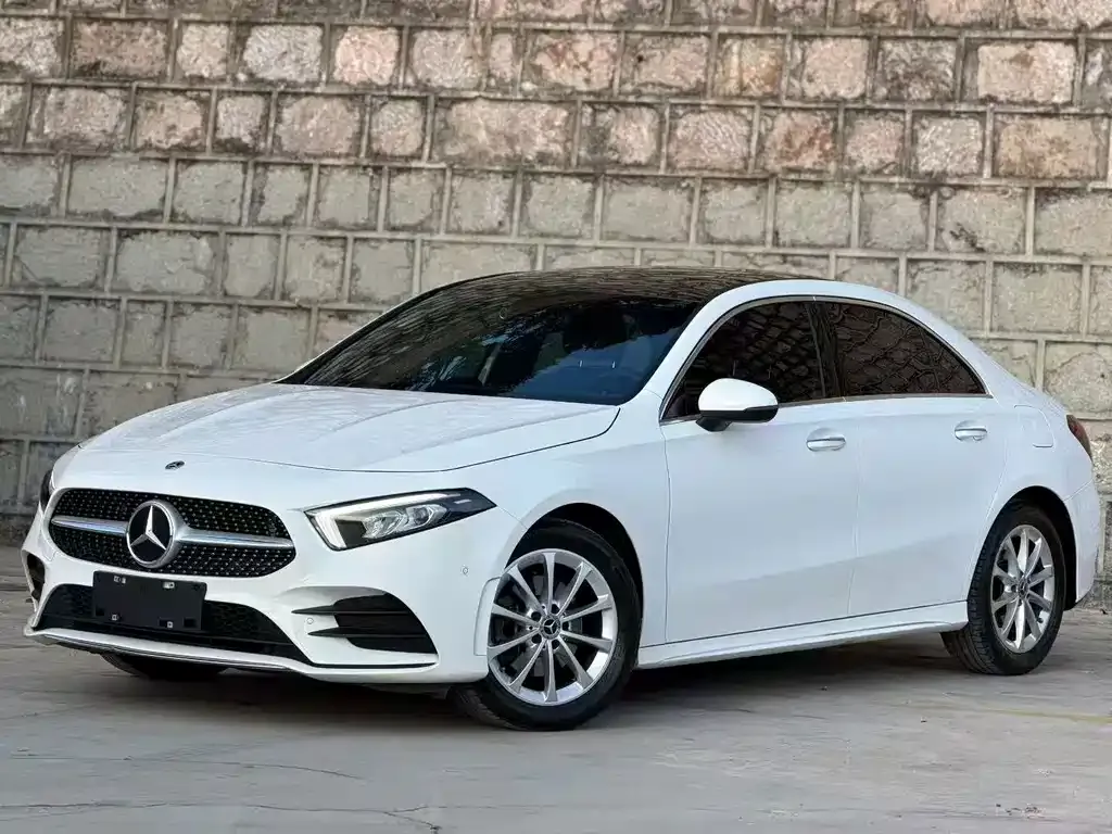 Mercedes-Benz A-Class — фото 1
