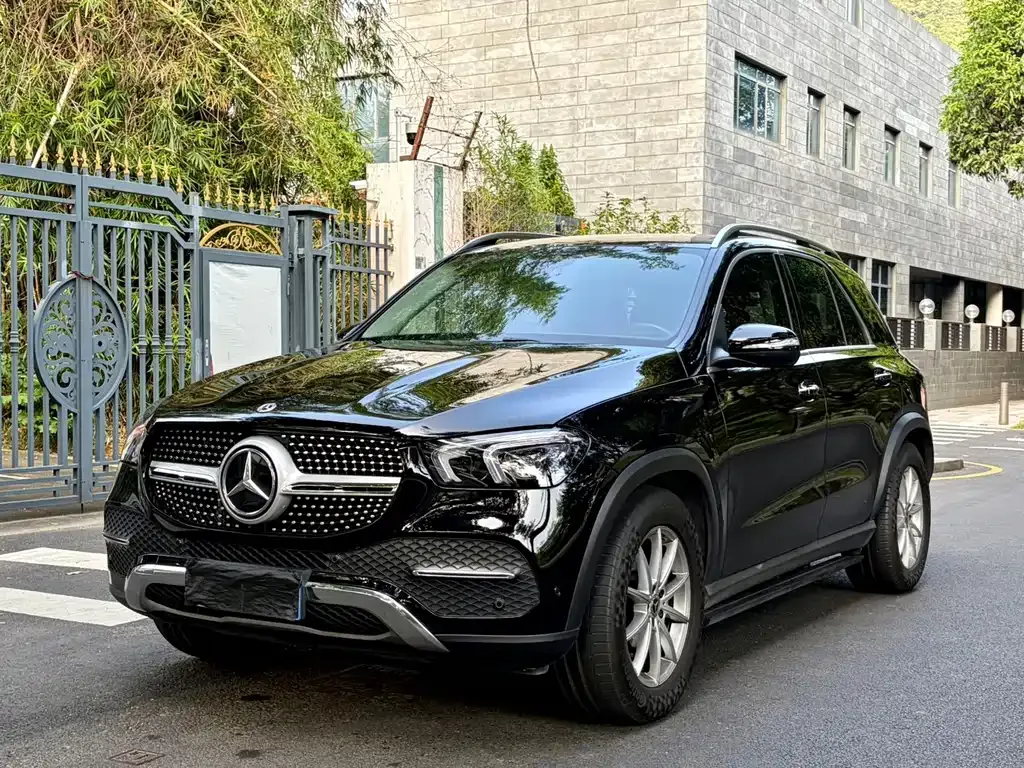 Mercedes-Benz GLE (Import) — фото 1
