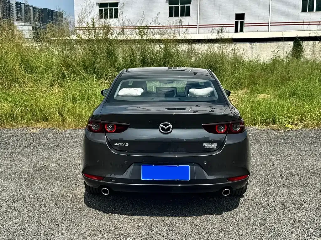 Mazda 3 Axela — фото 2