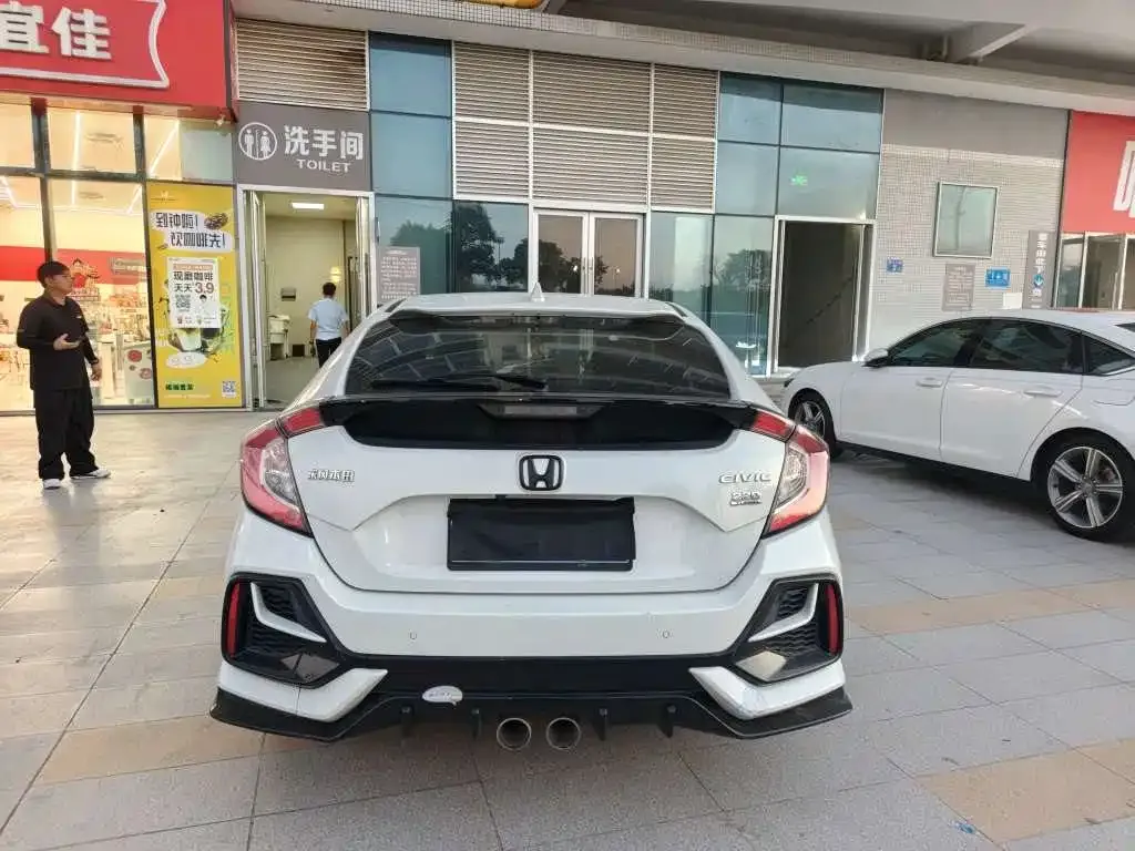 Honda Civic — фото 8