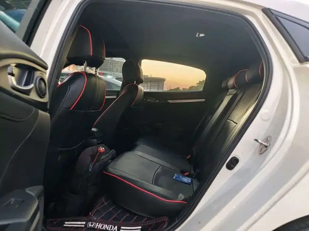 Honda Civic — фото 2