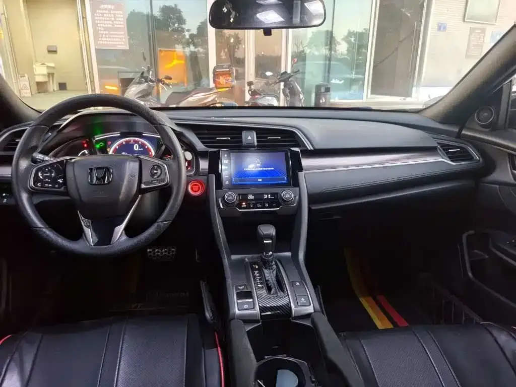 Honda Civic — фото 7