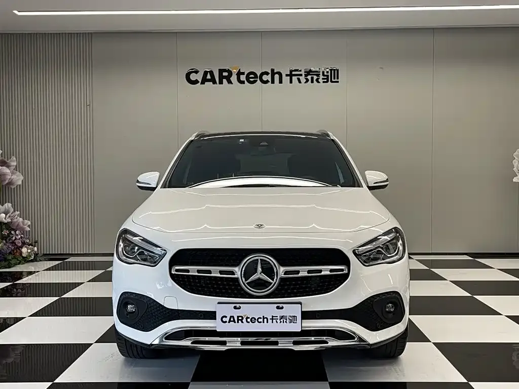 Mercedes-Benz GLA — фото 6