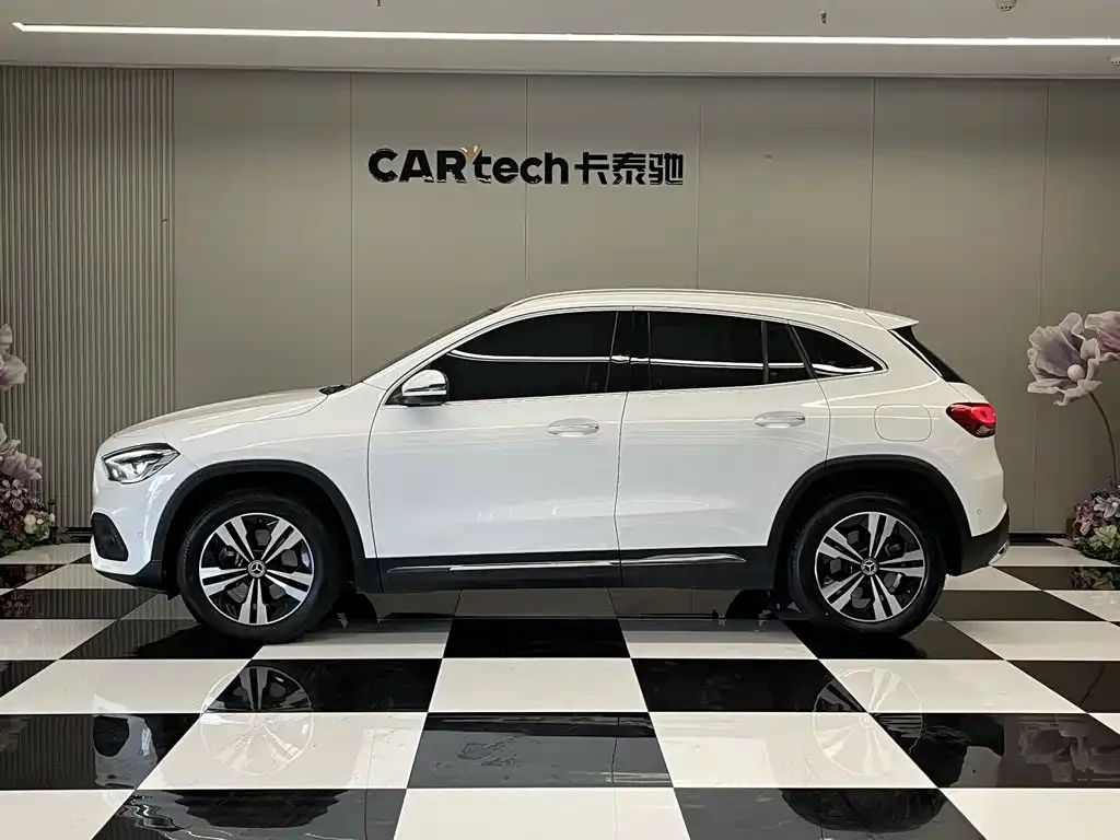 Mercedes-Benz GLA — фото 7