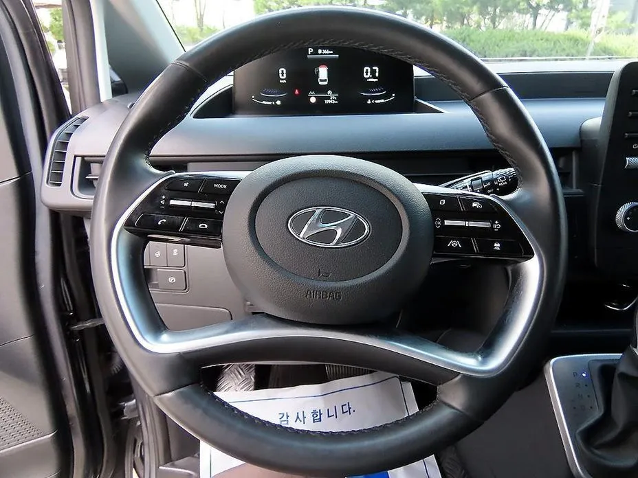 Hyundai Staria — фото 9