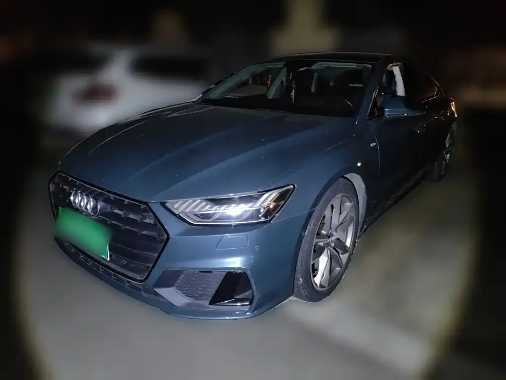 Audi A7 — фото 1
