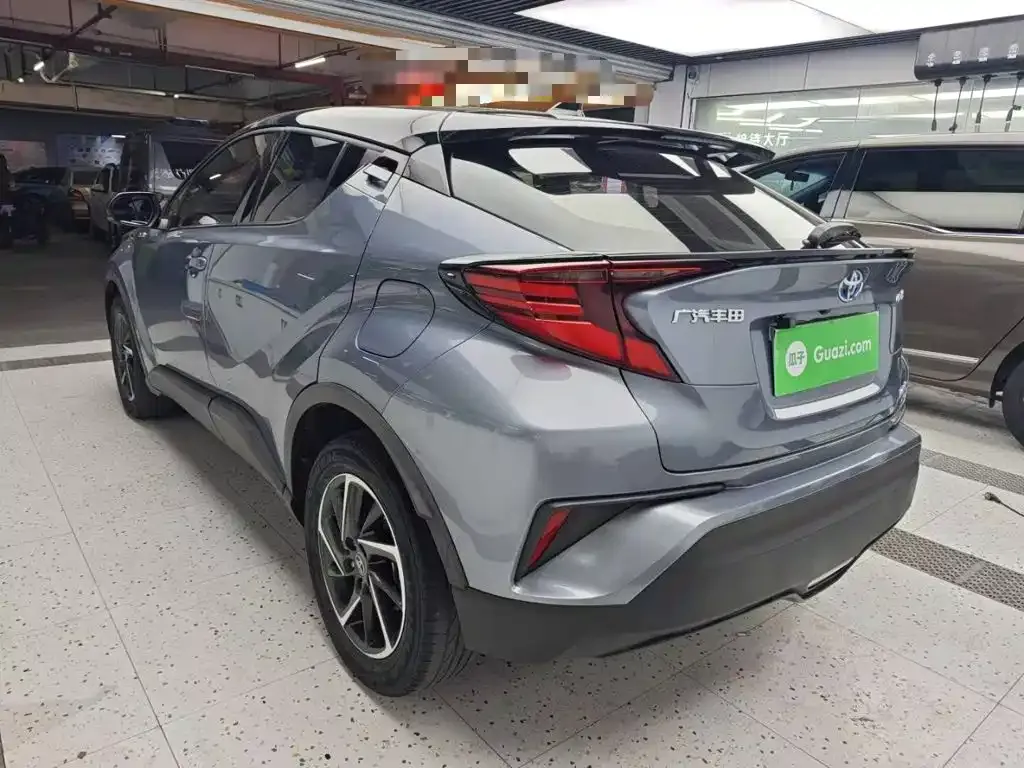 Toyota C-HR — фото 4