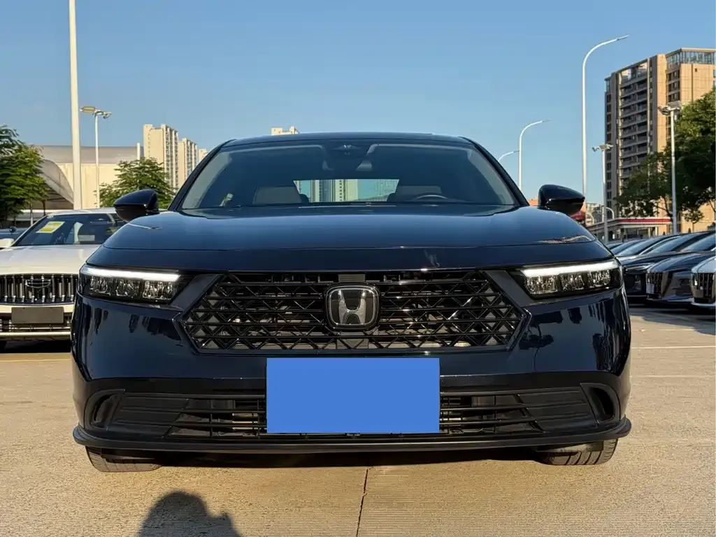 Honda Accord — фото 7