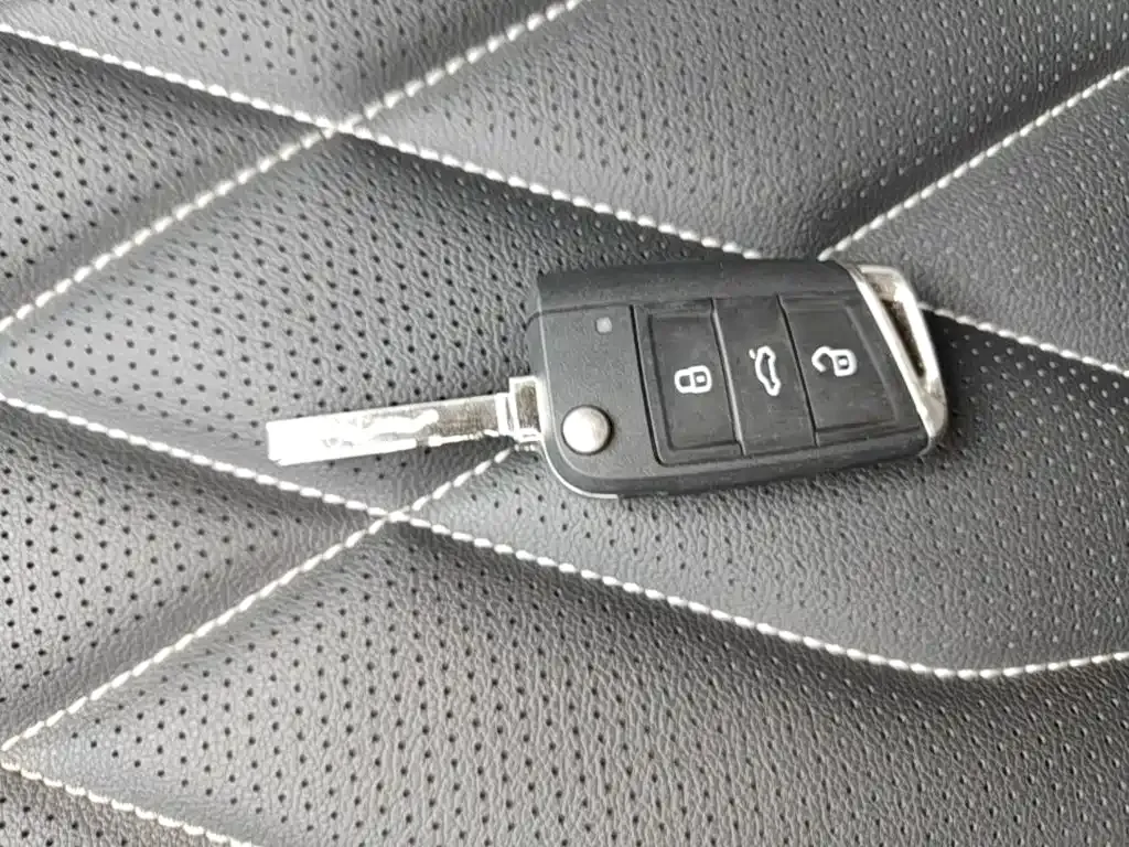 Volkswagen Tiguan L — фото 9