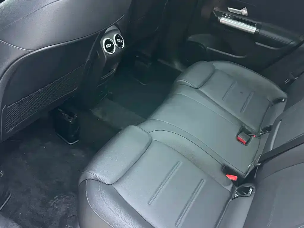 Mercedes-Benz GLA — фото 3