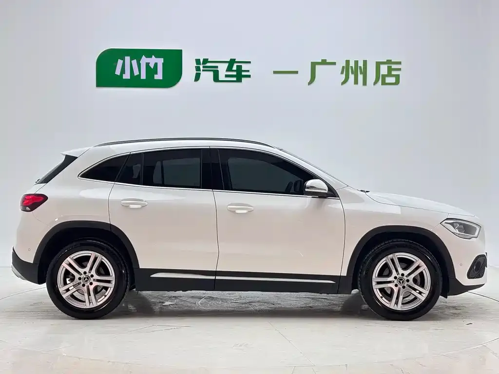 Mercedes-Benz GLA — фото 10