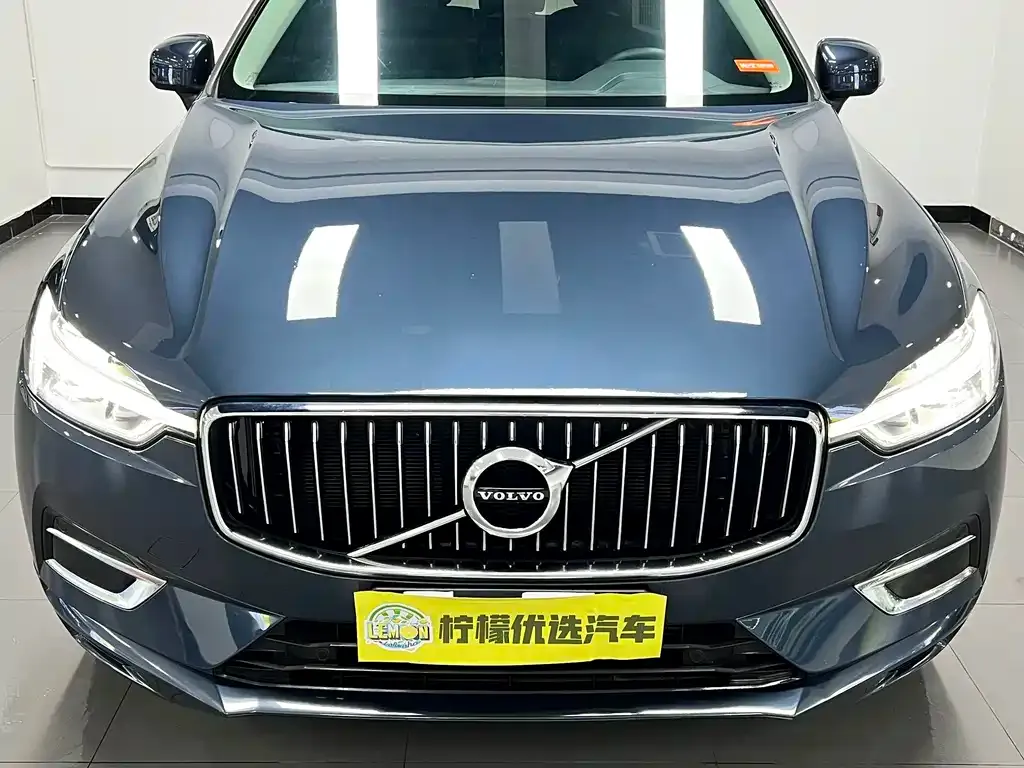 Volvo XC60 — фото 4