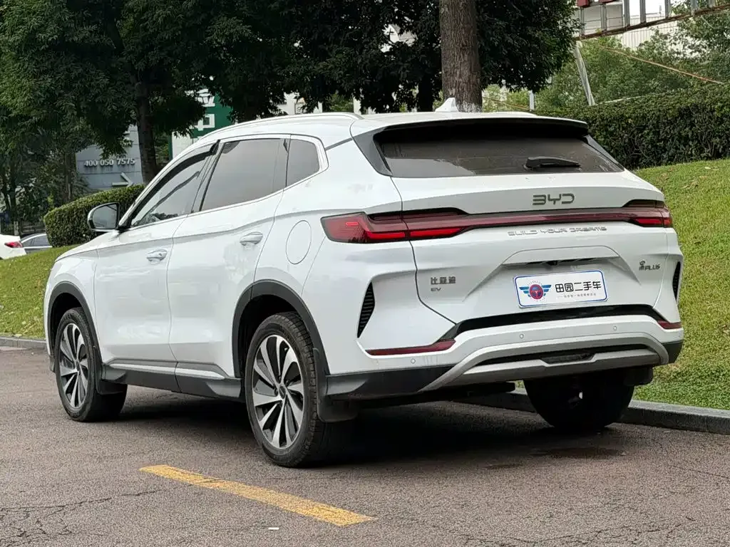 BYD PLUS New Energy — фото 6