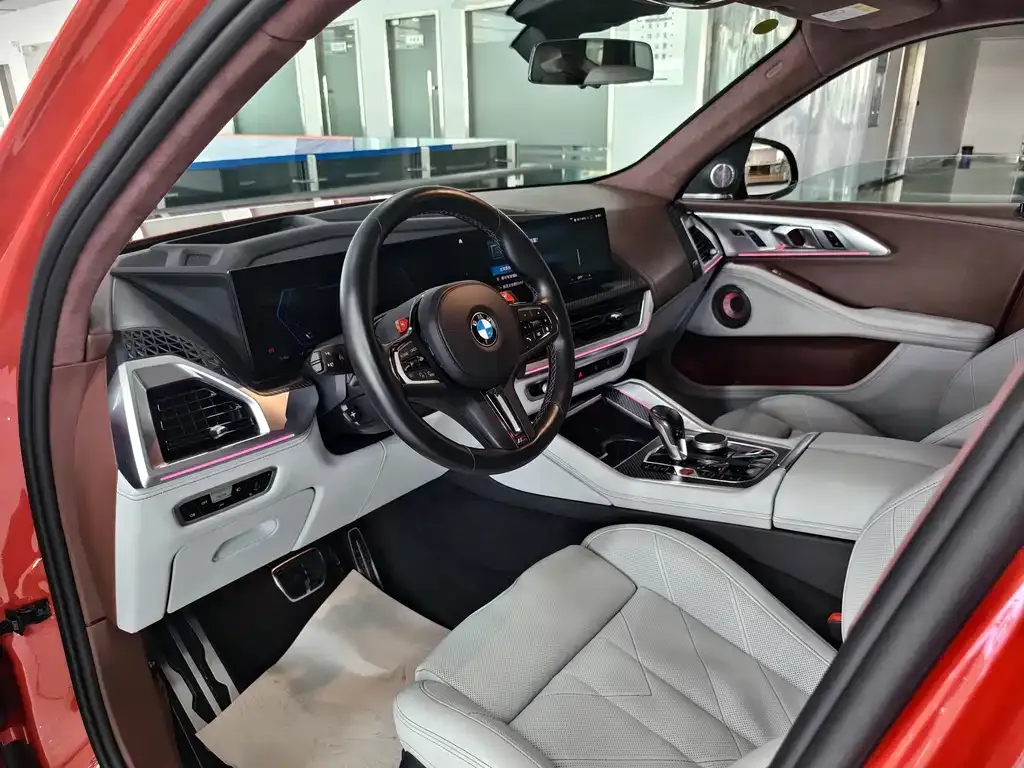 BMW XM — фото 4