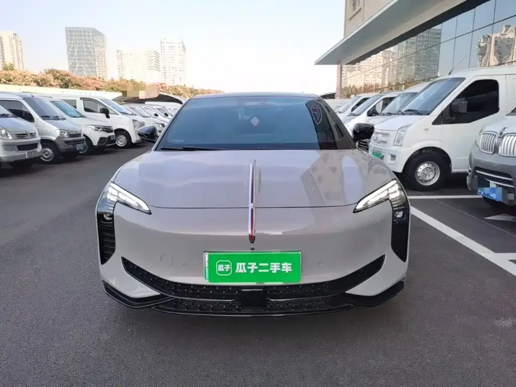Hongqi EH7 — фото 7
