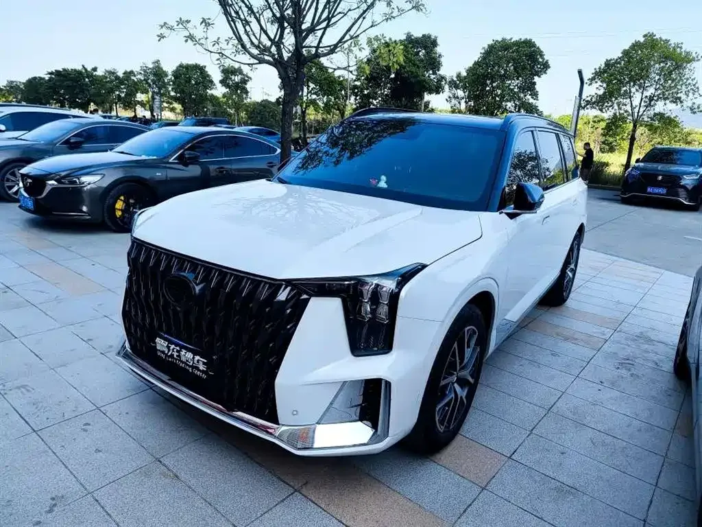 GAC Motor Trumpchi GS8 — фото 1