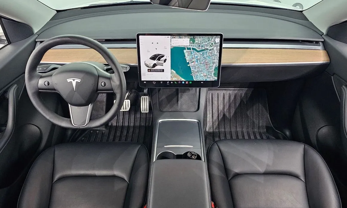 Tesla Model Y — фото 4