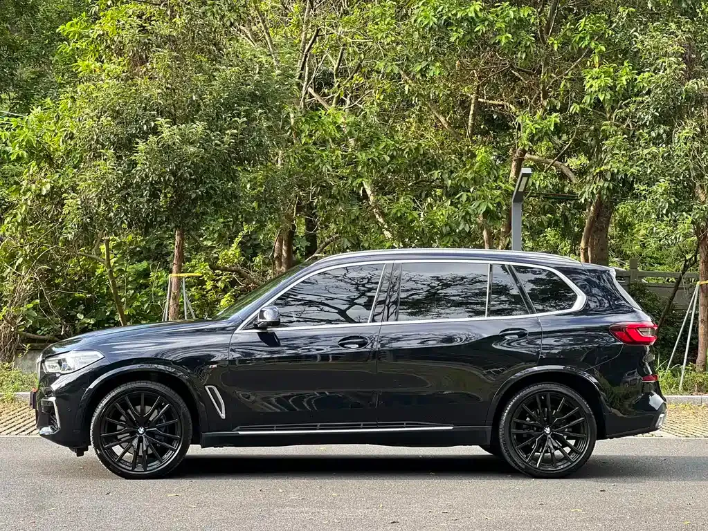 BMW X5 — фото 5