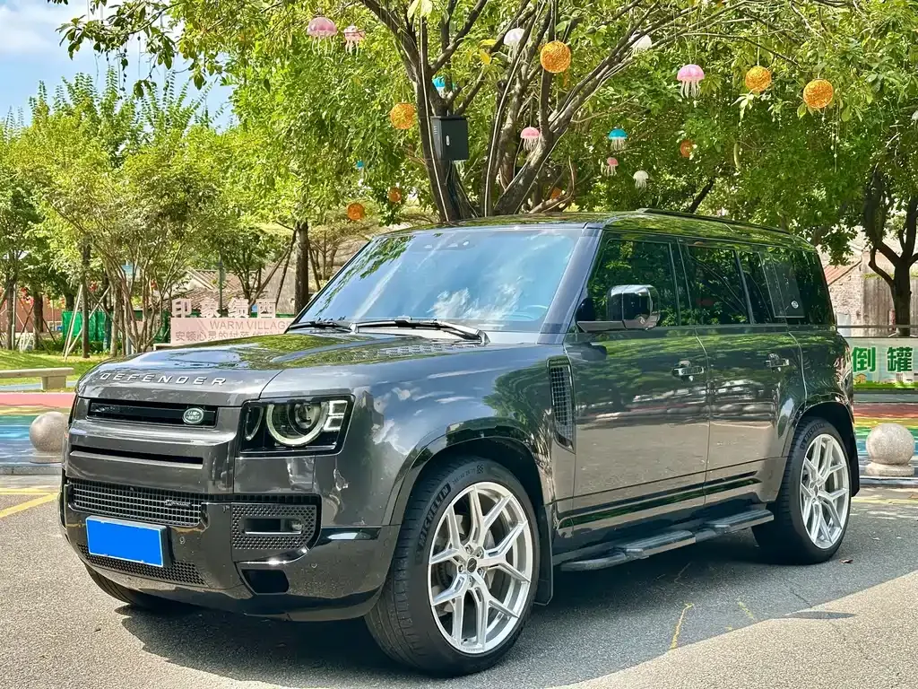 Land Rover Defender — фото 10