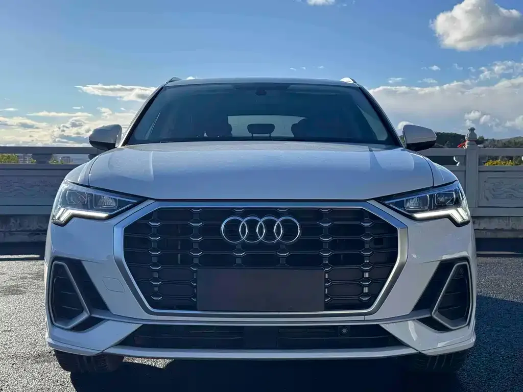 Audi Q3 — фото 2