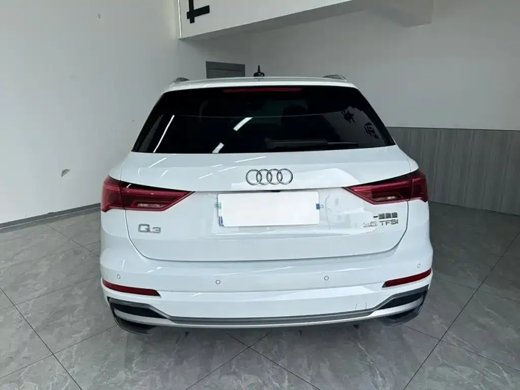 Audi Q3 — фото 5