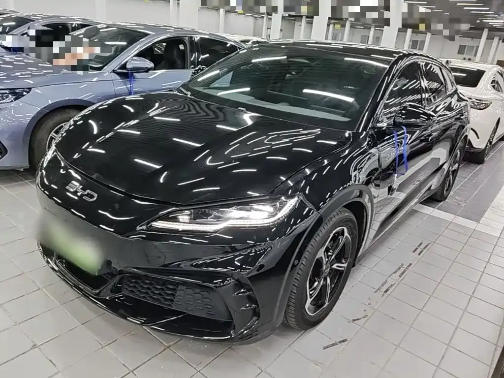 BYD Seal 06GT — фото 9