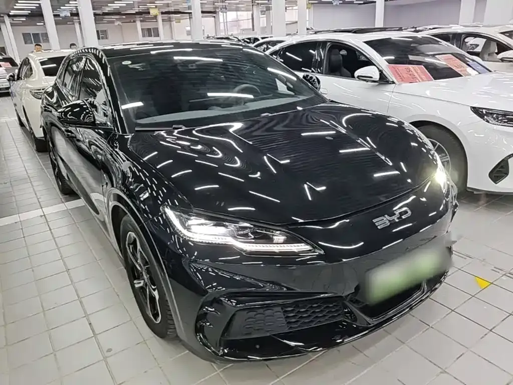 BYD Seal 06GT — фото 10