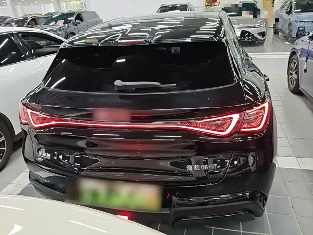 BYD Seal 06GT — фото 2